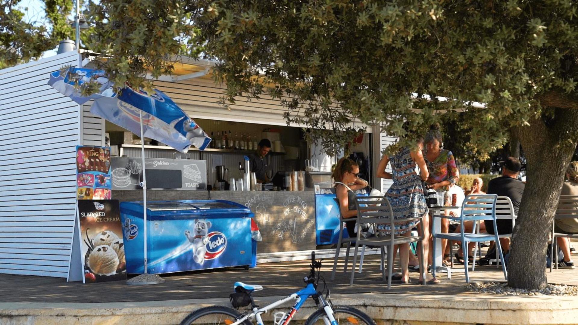 Easyatent Camping Valkanela Orsera Esterno foto