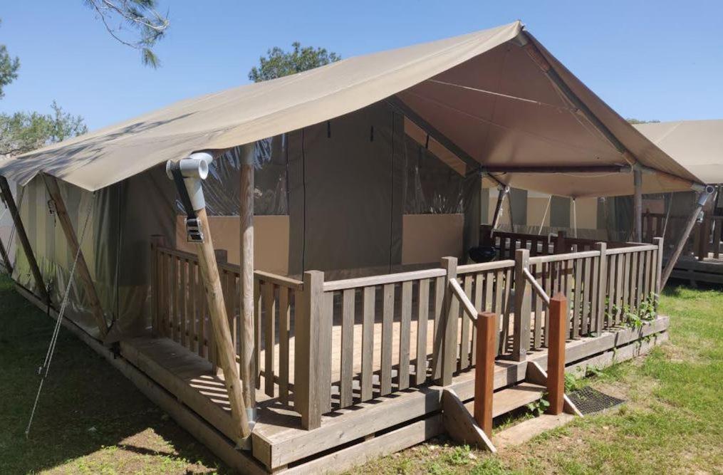 Easyatent Camping Valkanela Orsera Camera foto