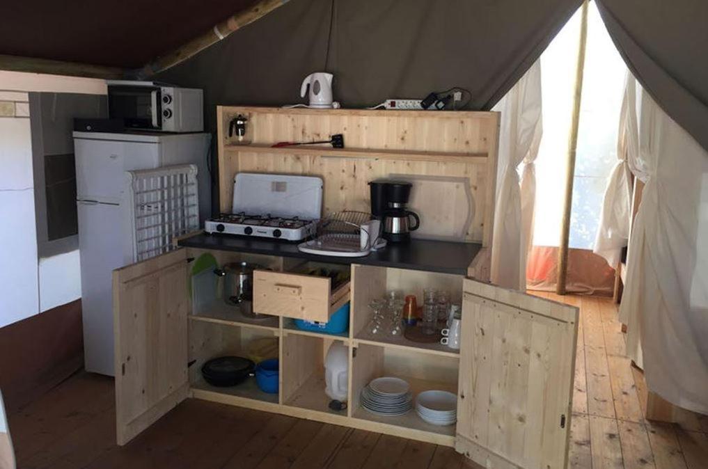 Easyatent Camping Valkanela Orsera Camera foto